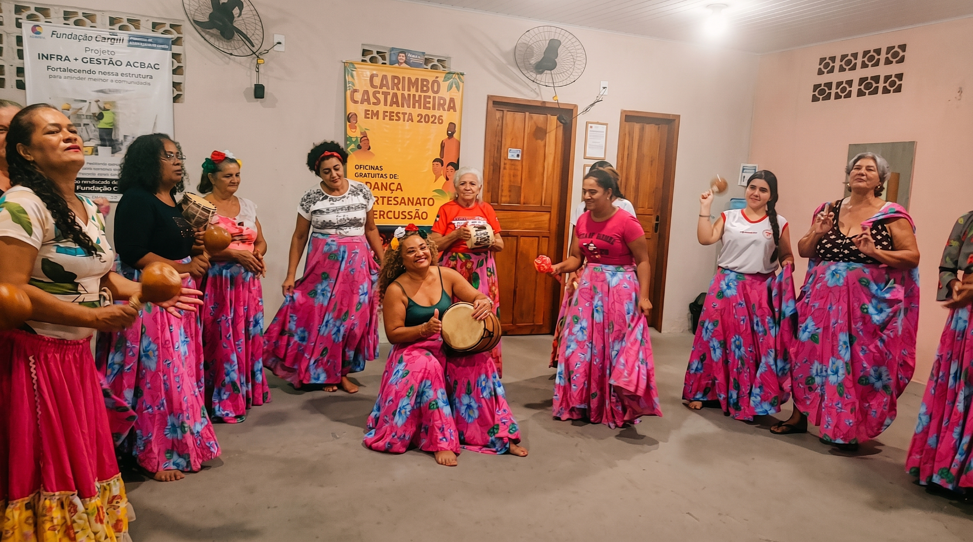 Oficina de percussão do projeto Carimbó Castanheira em Festa na sede da ACBAC, Zona Sul de Porto Velho